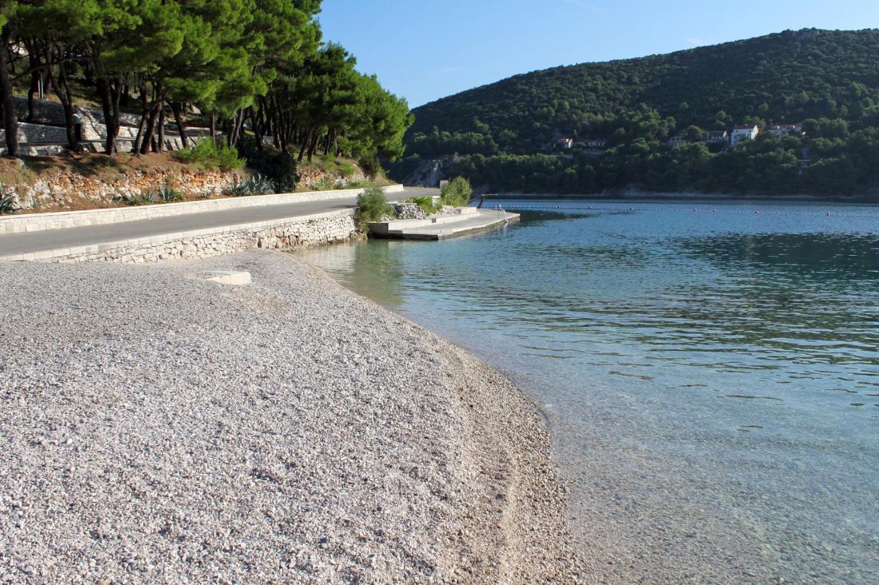 Apartments By The Sea Pucisca, Brac - 770 Extérieur photo